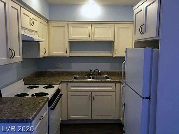 5th image of 575 S Royal Crest Cir Unit 1