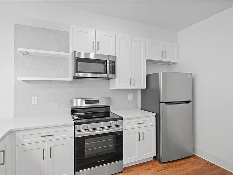 456 Flat Shoals Ave SE #207 — Photo 9
