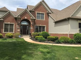 10097 Pemburry Dr, Granger, IN 46530