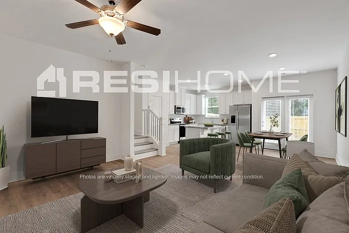 38 Southpoint Dr — Photo 5