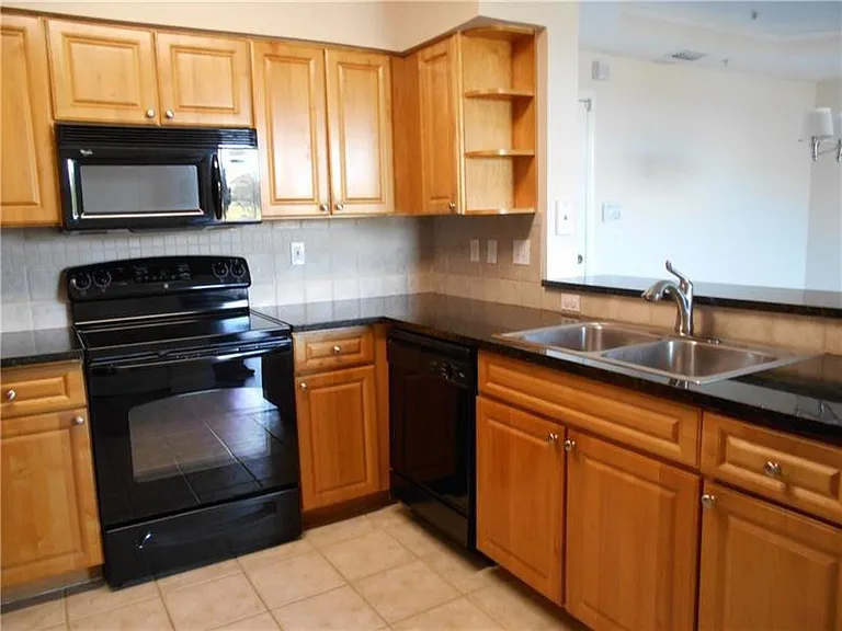 2058 Alta Meadows Ln #2512 — Photo 4