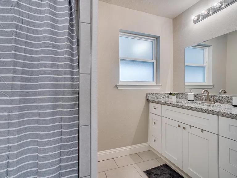 11210 Cotillion Dr — Photo 14