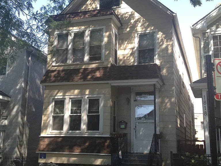 1820 W Fletcher St #1 — Photo 11
