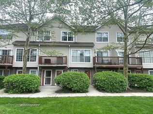 1422 Westgate Dr, Fort Lee, NJ