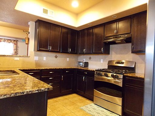 5th image of 11032 Del Carmen St NW