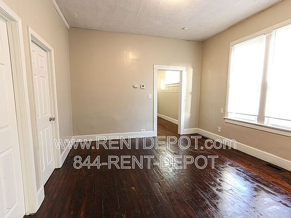 5th image of 2114 N 5th Ave