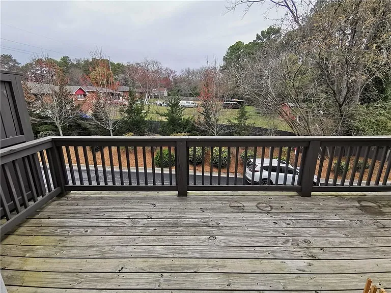 3795 Oxford Cir — Photo 24