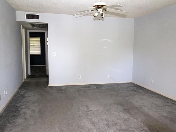 2nd image of 101 Windsor E