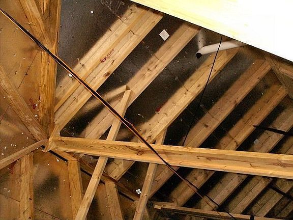 3rd image of 39020 Elliott Ave