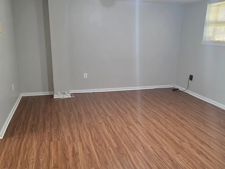 4686 Joanna Ct — Photo 37