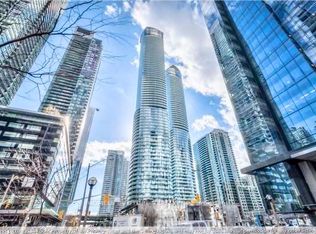 12 York St UNIT 2808, Toronto, ON M5J 0A9