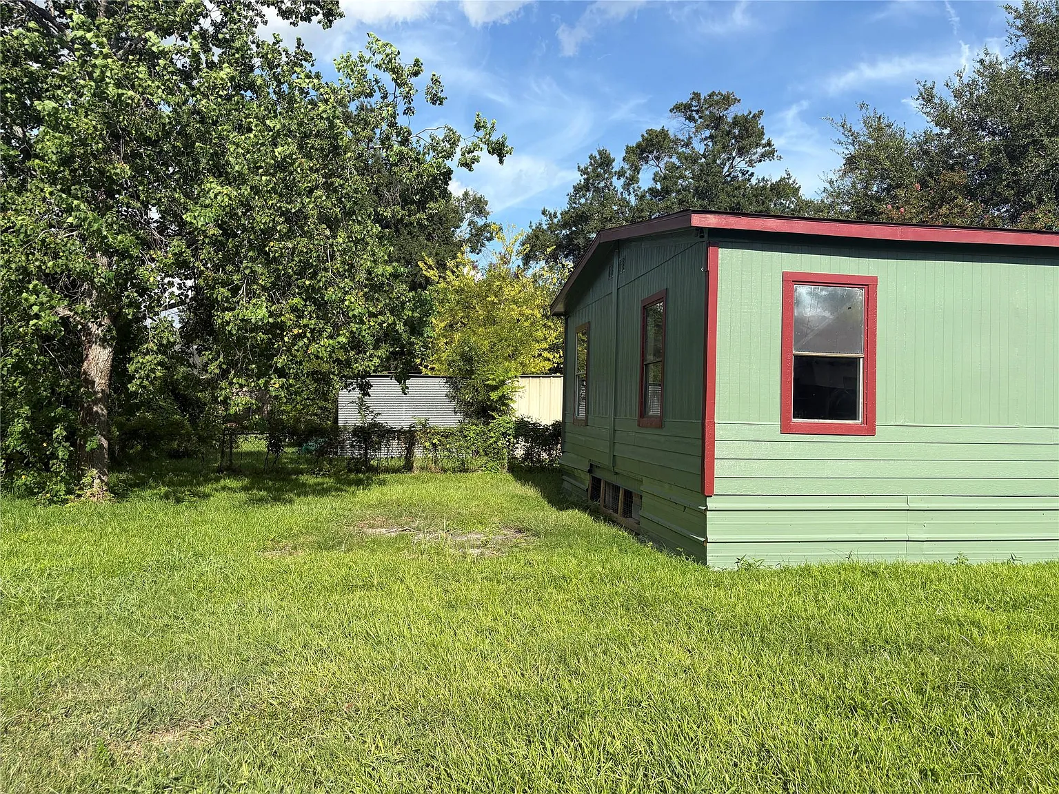 3 bed, 2.0 bath, 1344 sqft, $1,400 — Photo 3