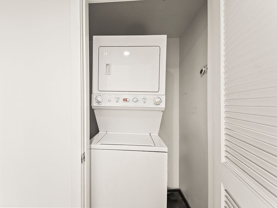 1st image of 1700 Sawtelle Blvd APT 101