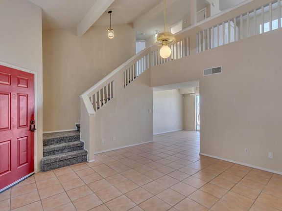 5th image of 11044 Loma De Color Dr