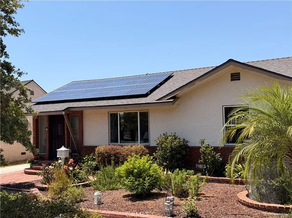 6035 Bonfair Ave, Lakewood, CA 90712