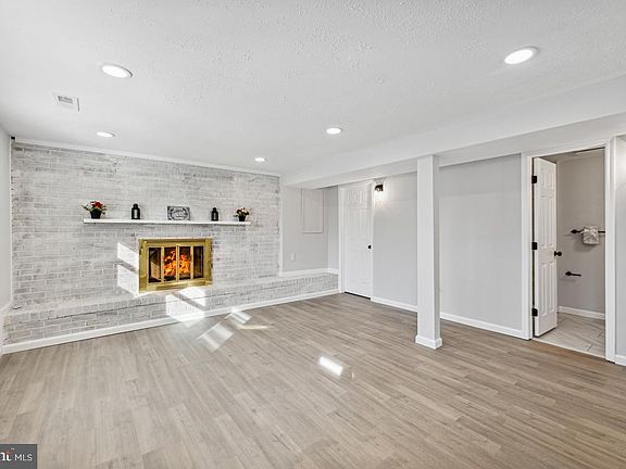 3rd image of 3302 Bellflower Ct