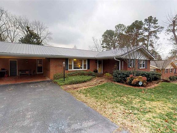 3rd image of 3755 Westview Dr NE