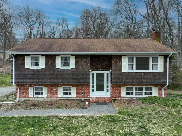 469 New London Road, Salem, CT 06420