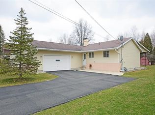 6782 Case Rd, North Ridgeville, OH 44039