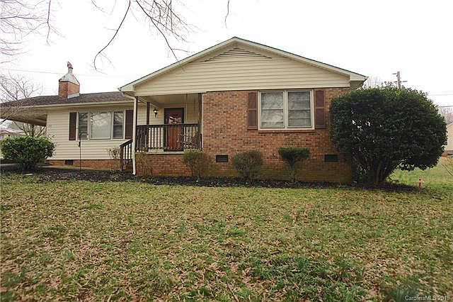 1st image of 220 Rock Creek Dr
