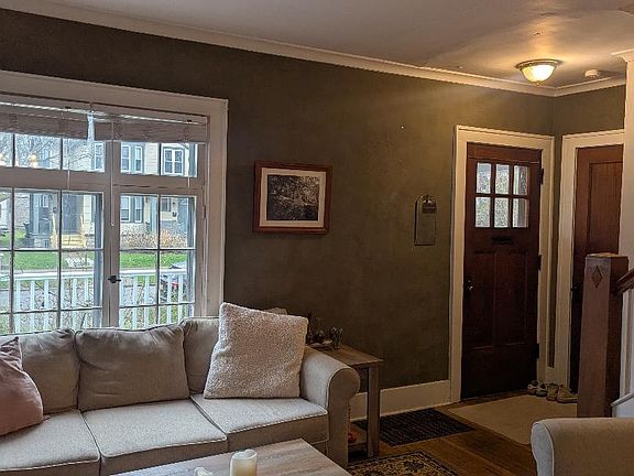 2nd image of 163-165 Berkeley St #163
