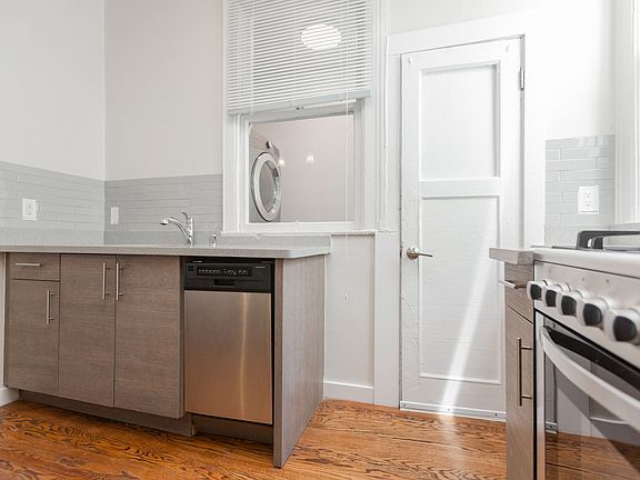 4th image of 3345 18th St APT 6