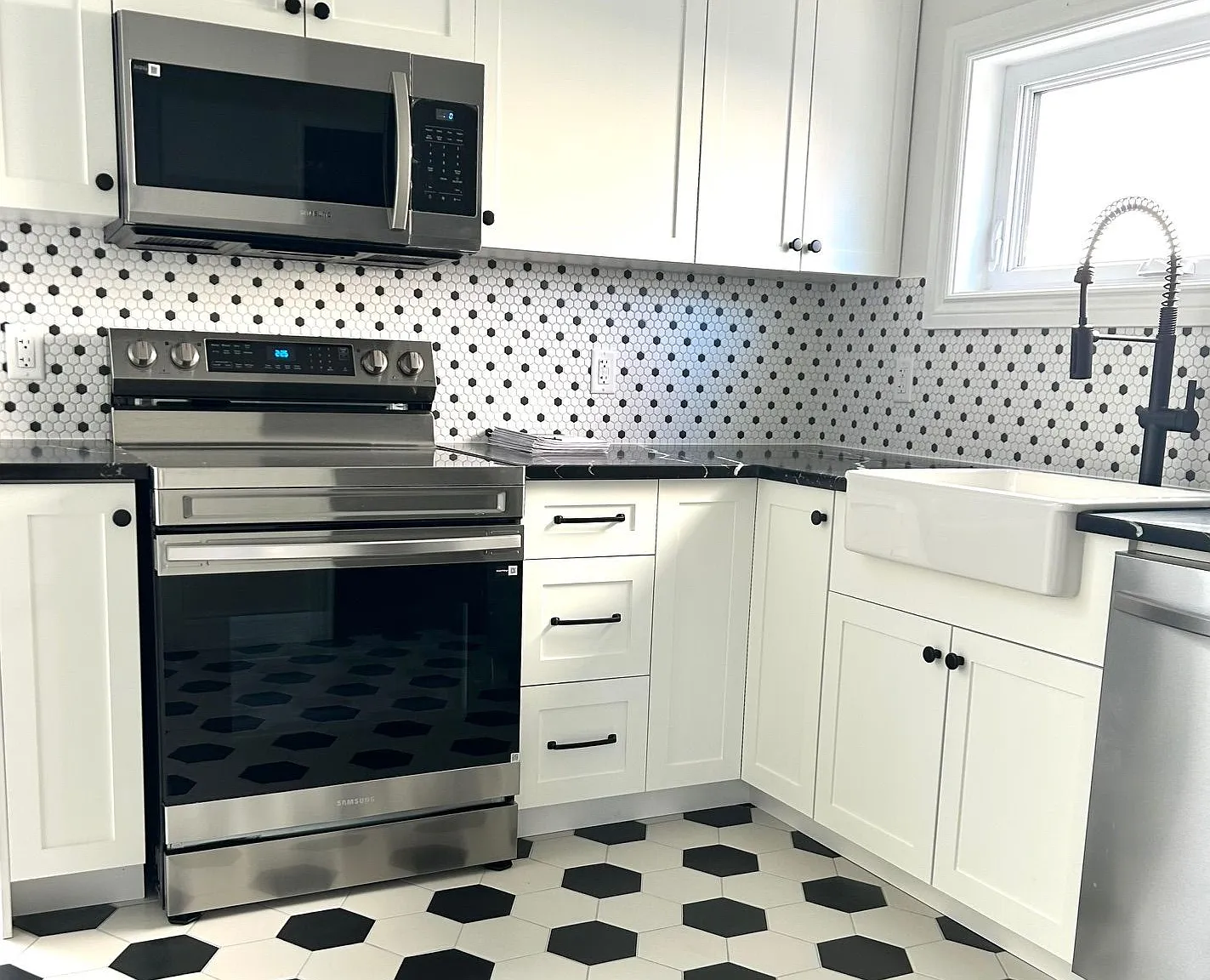 2 bed, $2,200 — Photo 3