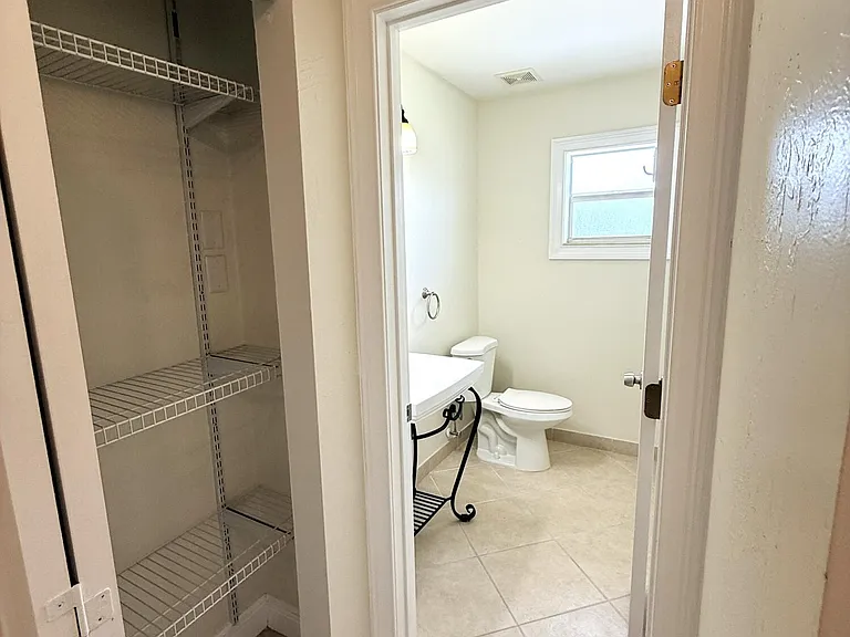 735 Hummingbird Way #204 — Photo 8