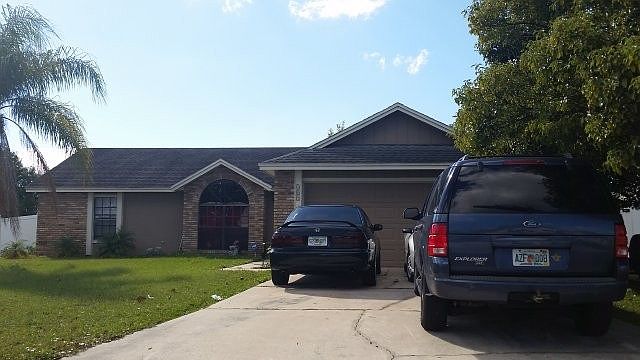 1st image of 109 Rosewood Ct