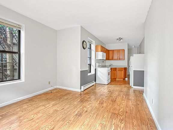 3rd image of 510 Ocean Pkwy APT 3G