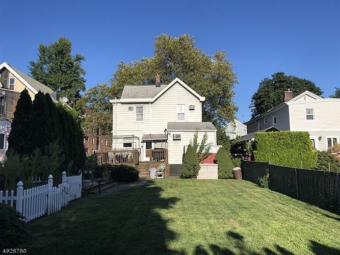 2nd image of 26 Oakland Ave