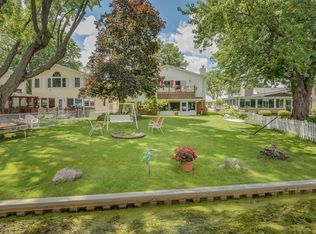 68247 Christiana Dr, Edwardsburg, MI 49112