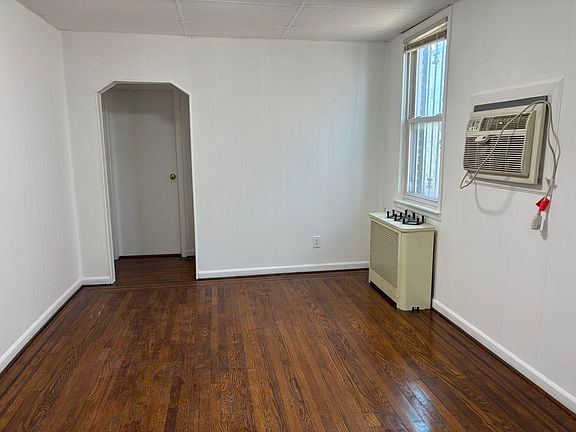 2nd image of 7330 52nd Ct Floor 1
