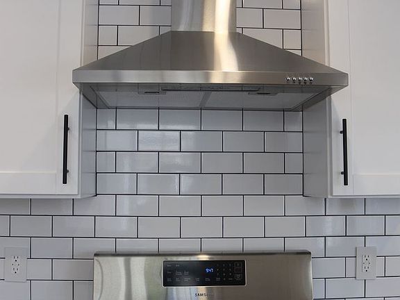 2nd image of 1313 Los Robles Ave #C