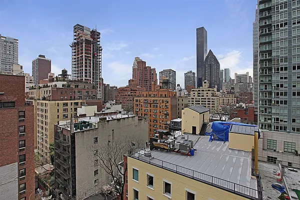 Sold by Corcoran | media 6