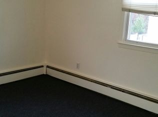 54 Chobot Ln, Elmwood Park, NJ 07407