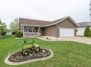 1542 8th St E, West Fargo, ND 58078
