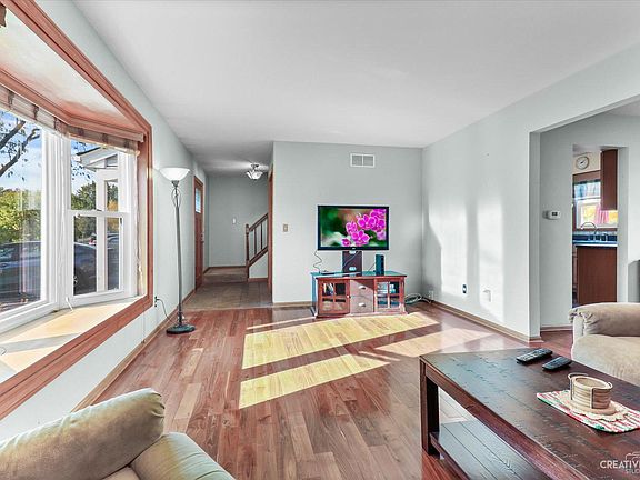 4th image of 1552 Banbury Ave