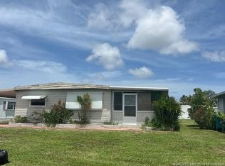 8558 Crown Dr, Boynton Beach, FL 33436
