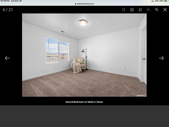 3rd image of 1082 E Pilot St