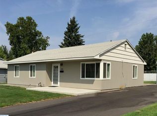 2414 Olympia St, Richland, WA 99354