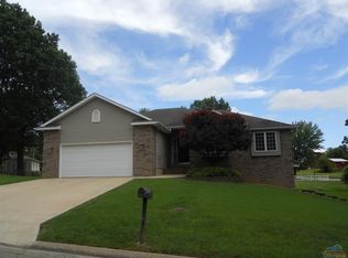 604 David Dr, Clinton, MO 64735