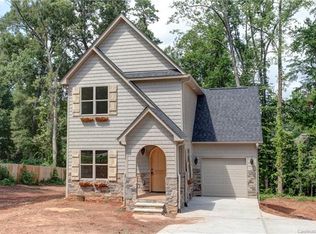 1917 Sunset Rd, Charlotte, NC 28216