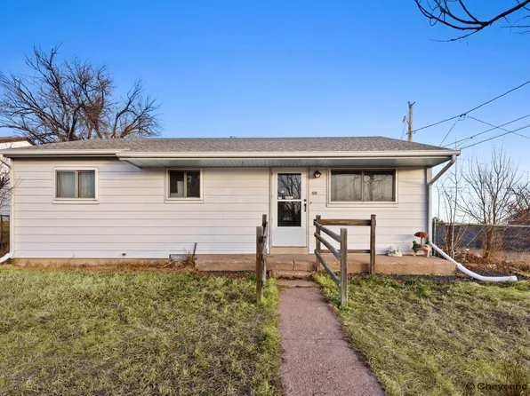 1514 W Leisher Rd, Cheyenne, WY 82007