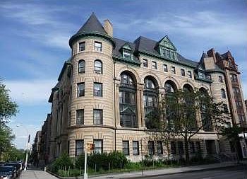 2nd image of 1198 Pacific St APT 3B