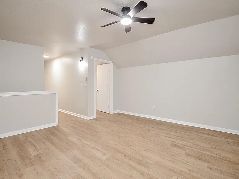 9903 Bromel Station St — Photo 25