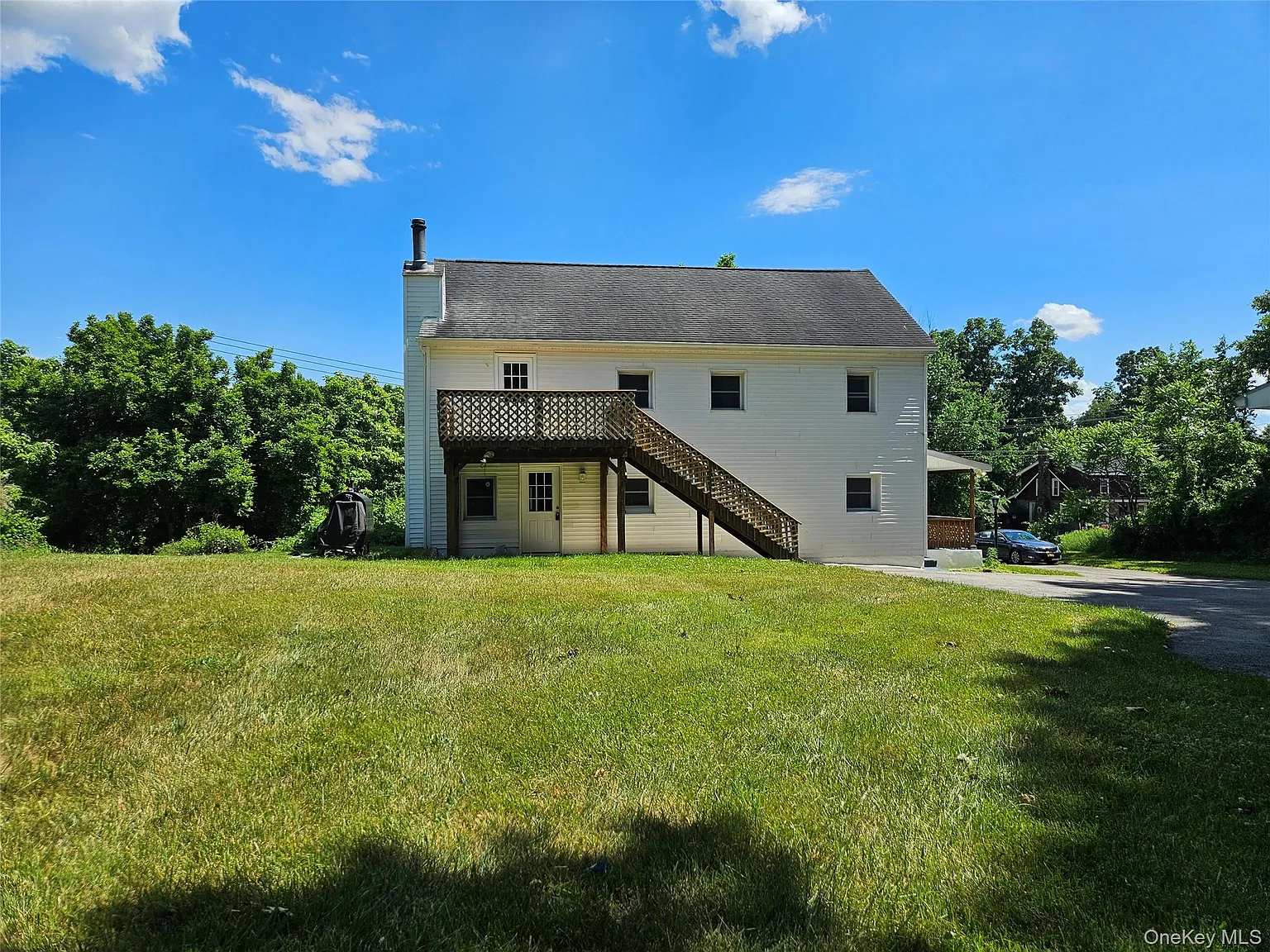 4 bed, 2.5 bath, 2620 sqft, $3,800 — Photo 3