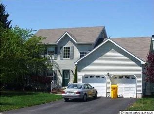 23 Isabella Dr, Lakewood, NJ 08701
