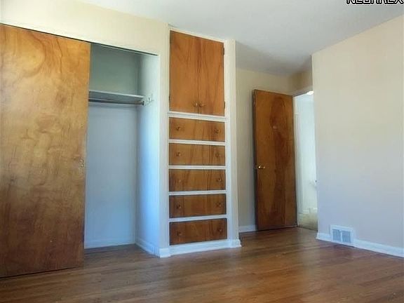 5th image of 20811 Northwood Ave