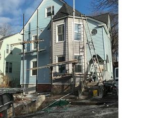 40 Windsor St #2, Worcester, MA 01605